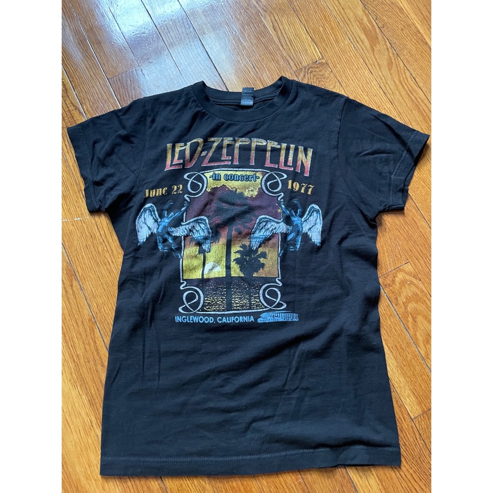Led Zeppelin 1977 Band T-Shirt